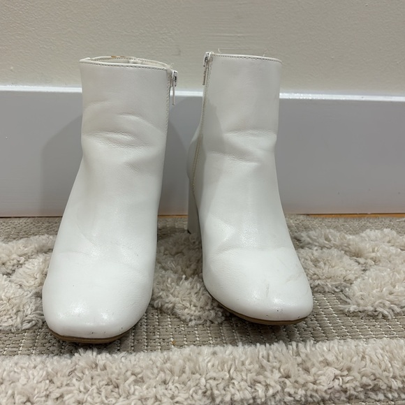 White booties - Picture 4 of 4